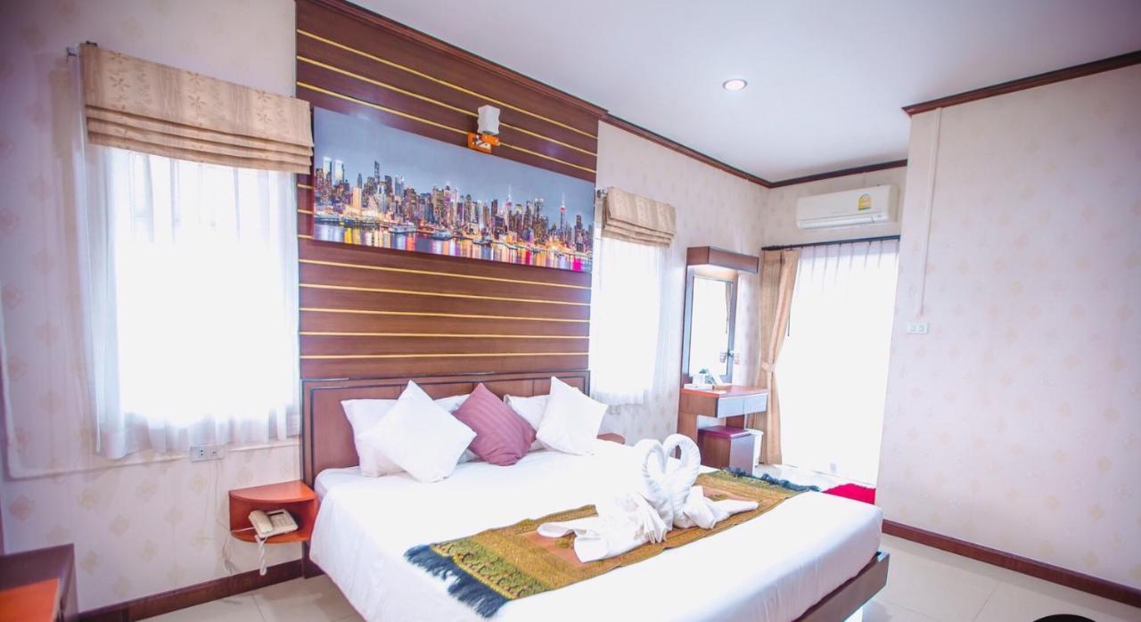 Phu Khieo Bander Hotel מראה חיצוני תמונה